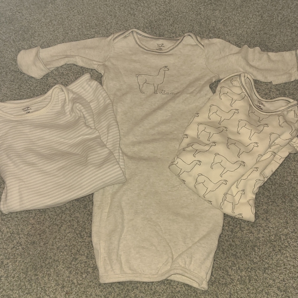 Set of 3 sleep gowns